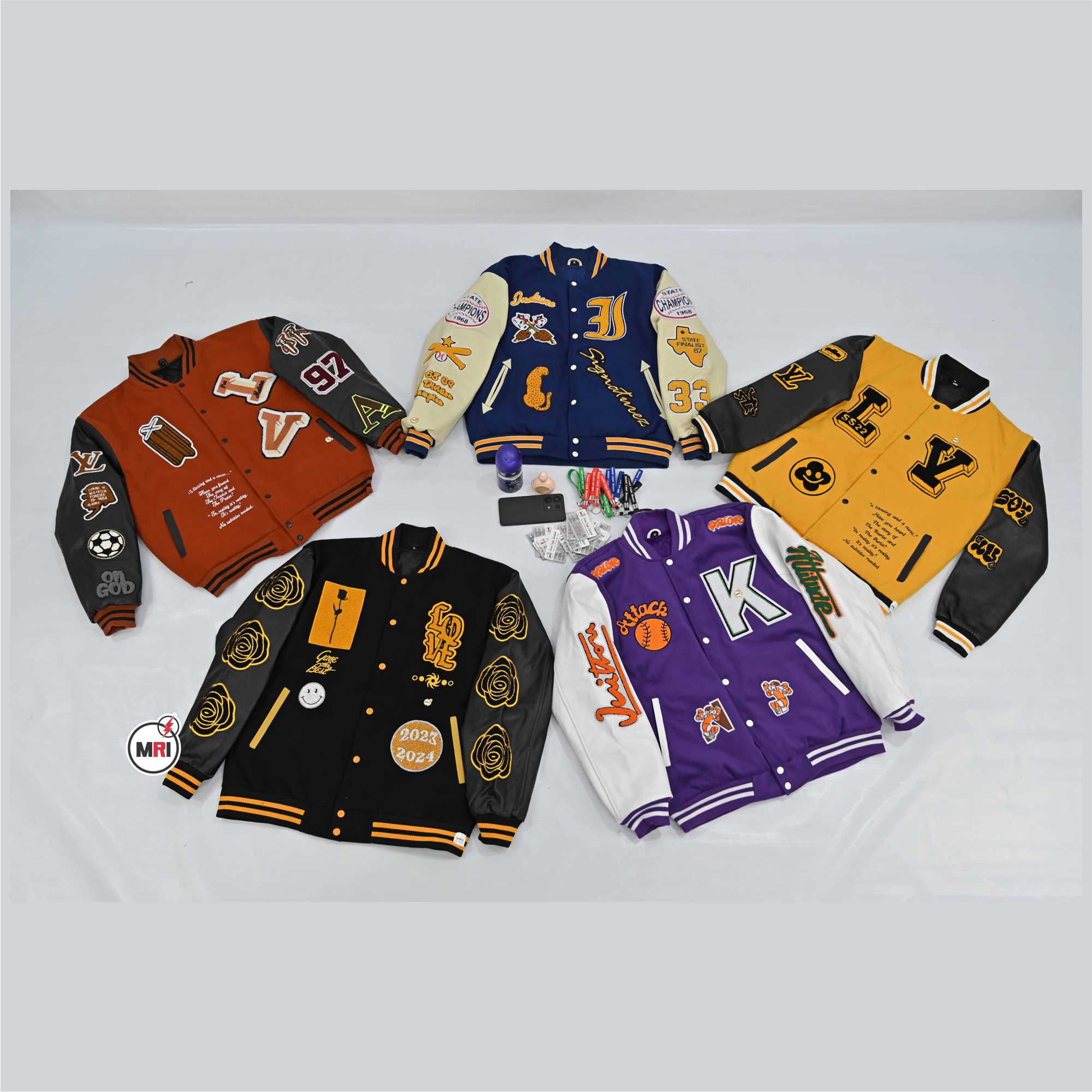 Customized Wool Body Wool Sleeves Chenille Embroidery Varsity Jacket